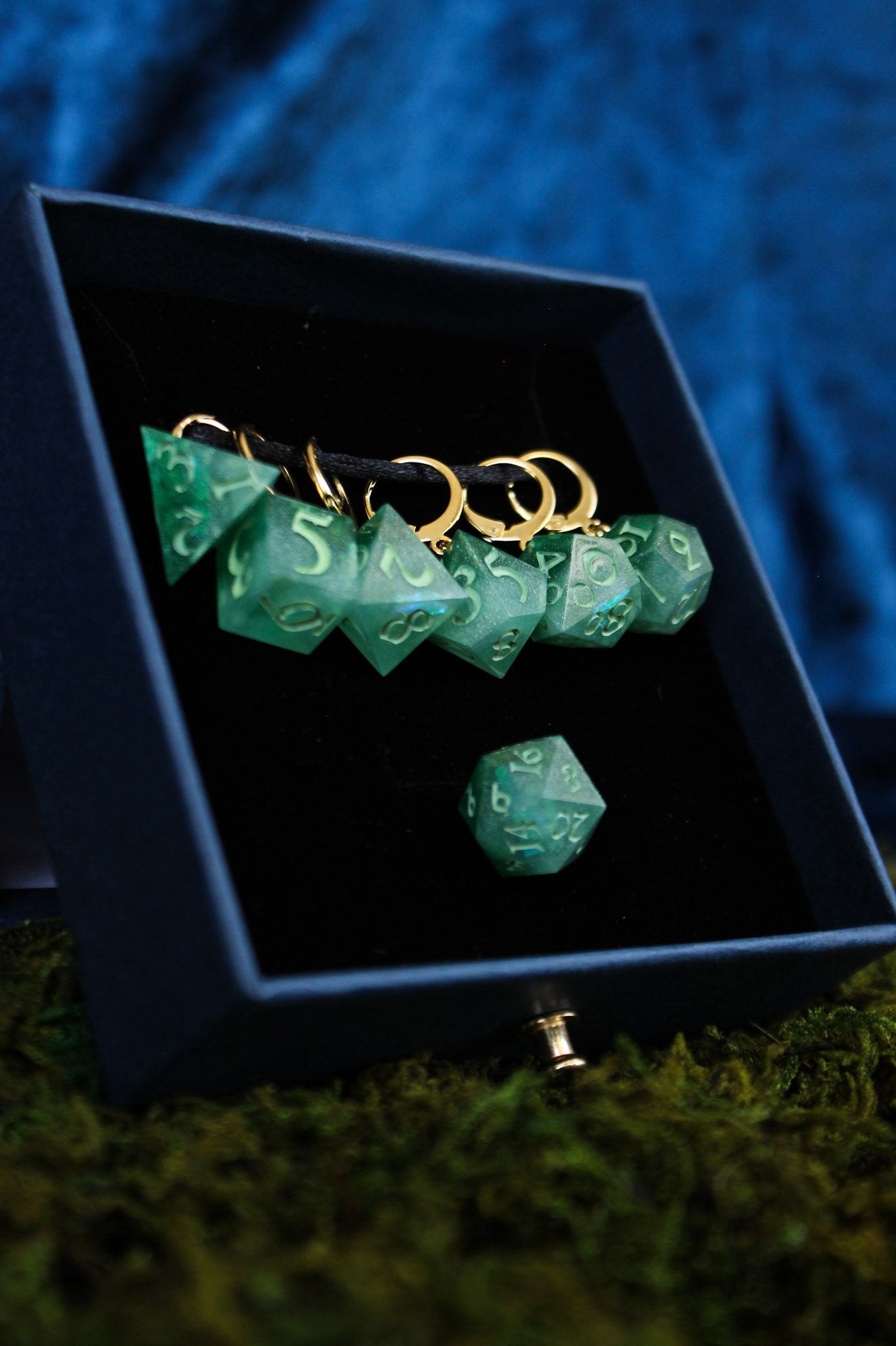 Plant Magic Dice Stitch Markers 7 Piece Set RPG