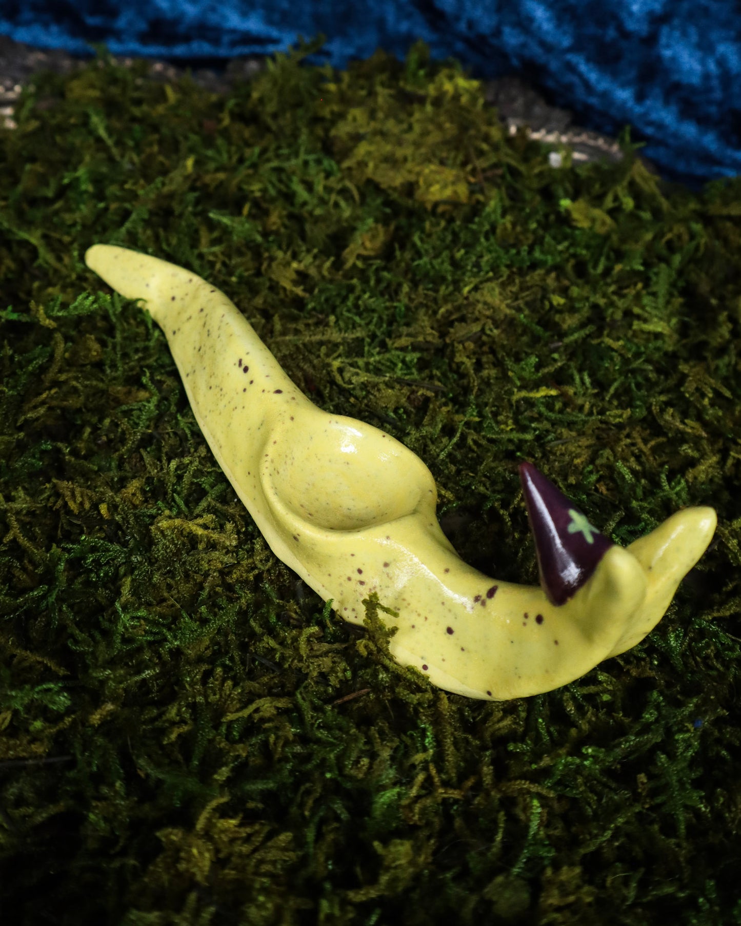 Wizard Slug Crystal Holder - Banana Slug