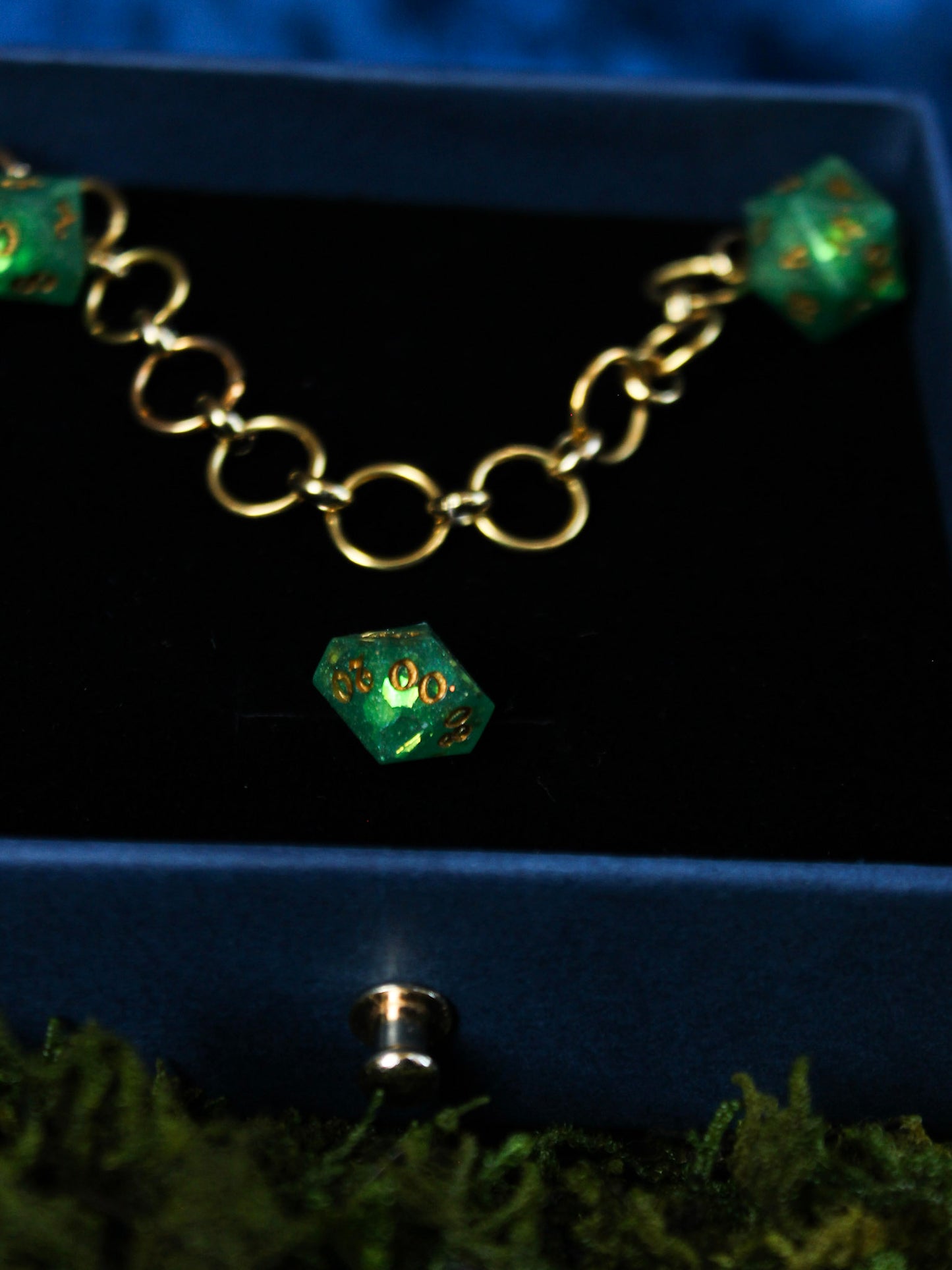 Dice Chain Row Counter Stitch Marker - Green Dragon