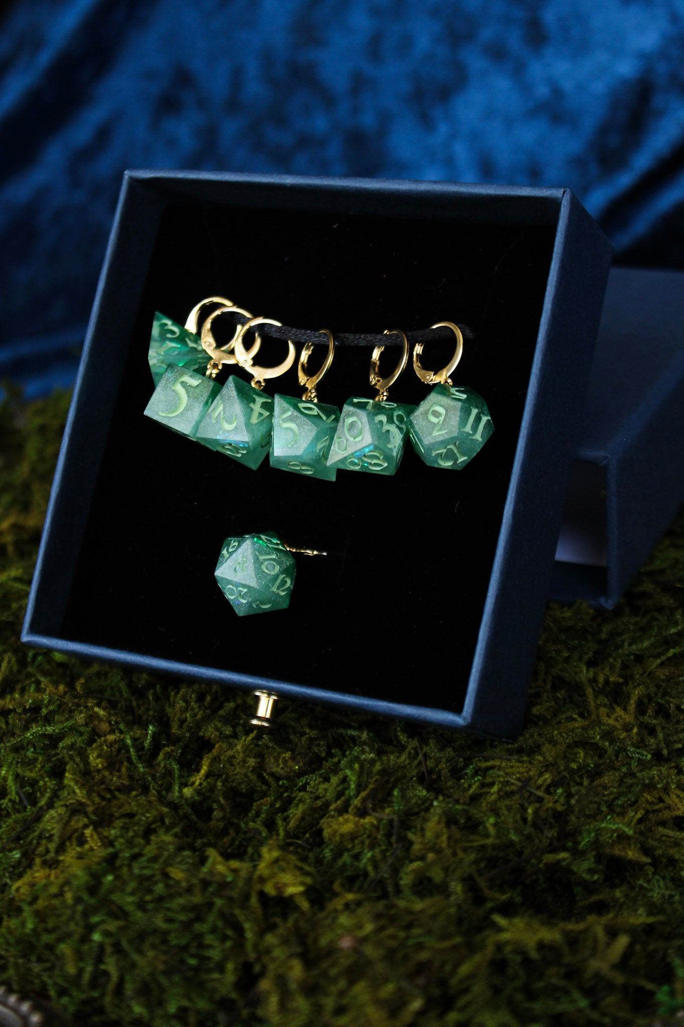 Plant Magic Dice Stitch Markers 7 Piece Set RPG