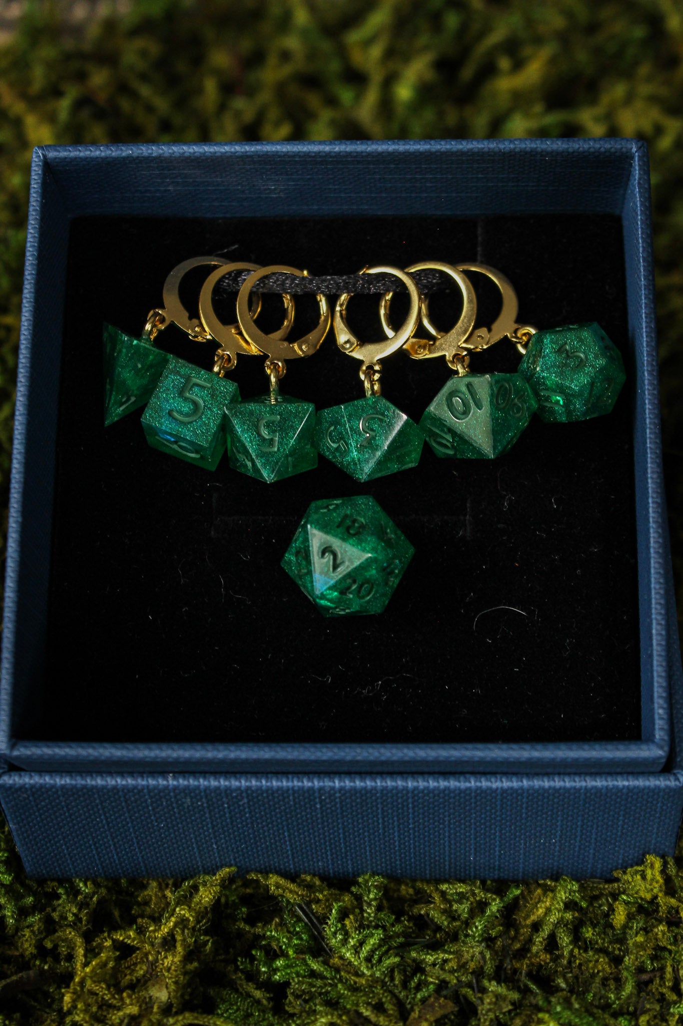 Traveler Green Dice Stitch Markers 7 Piece Set RPG