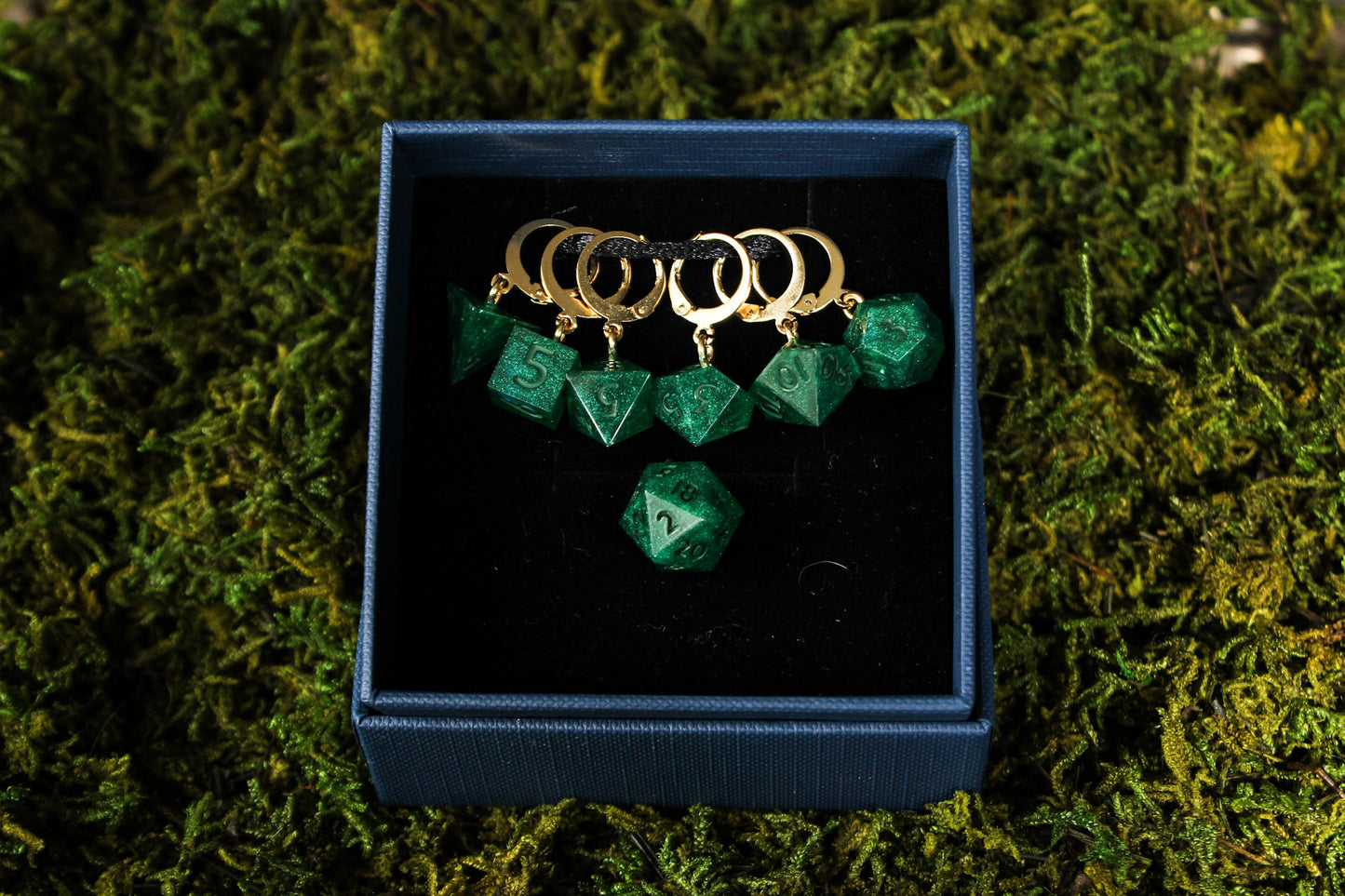 Traveler Green Dice Stitch Markers 7 Piece Set RPG