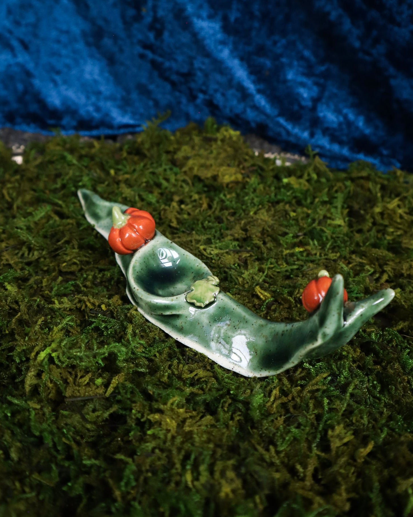 Pumpkin Slug Crystal Holder - Pumpkin Hat
