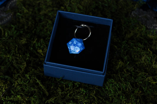 Chunky Dice Stitch Marker D20 - Blue Lagoon