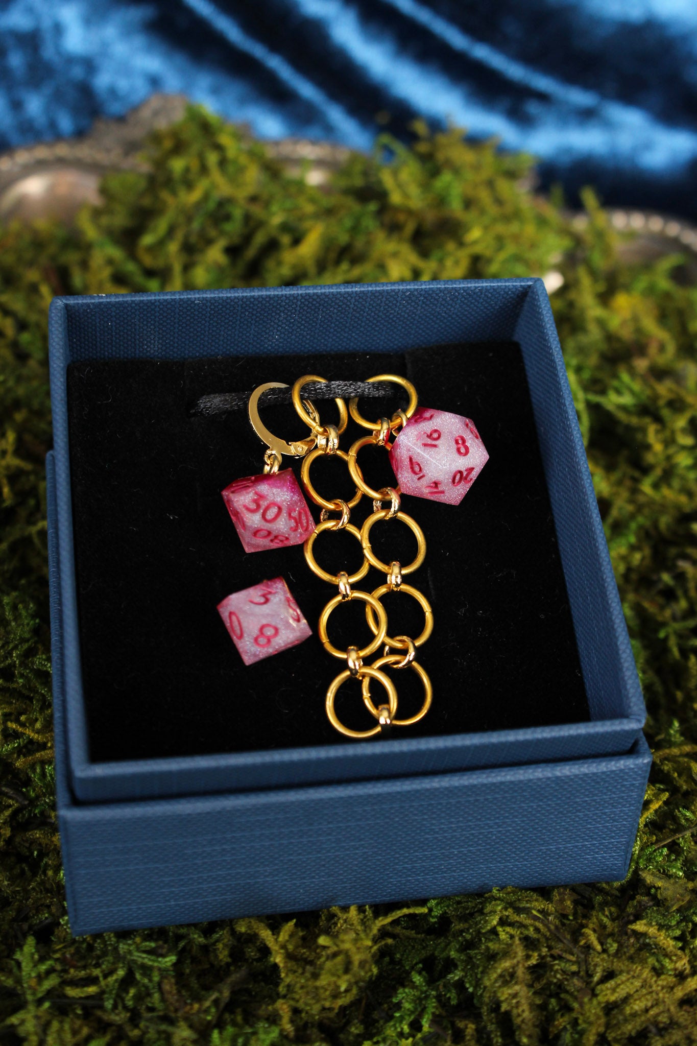 Dice Chain Row Counter Stitch Marker Raspberry Ice