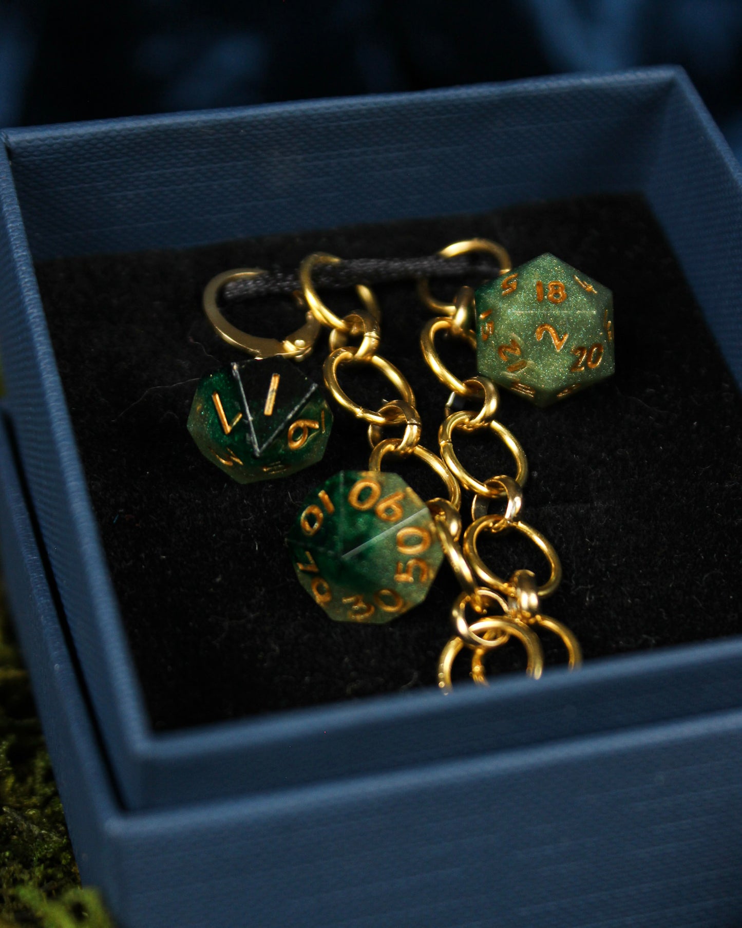 Emerald Dice Chain Row Counter Stitch Marker