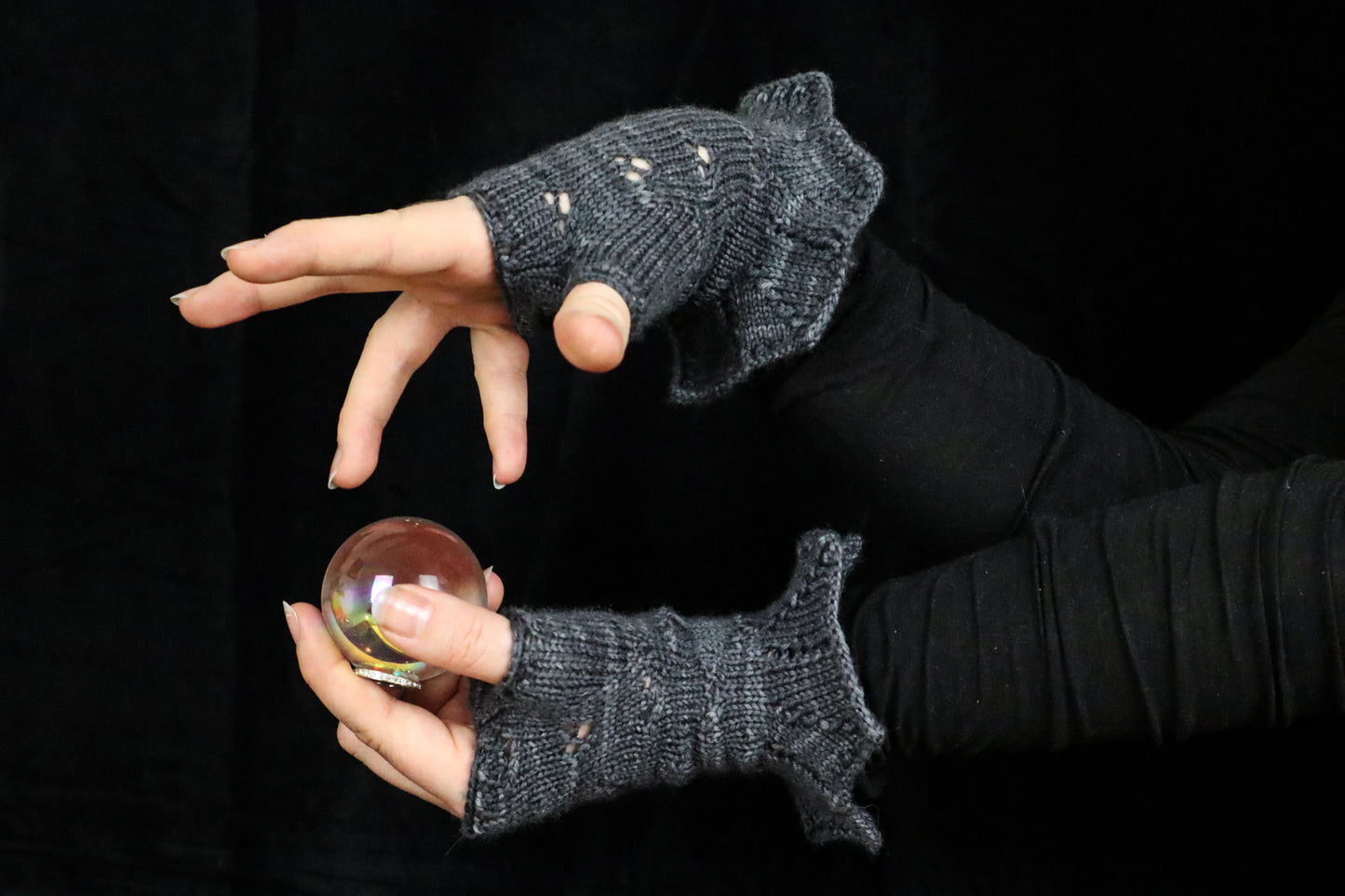 Wool of Bat Mitts Knitting Pattern